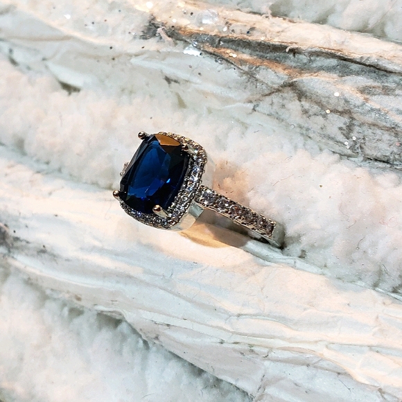 Fashion Jewelry Jewelry - Beautiful Sapphire Statement Fashion Ring Cocktail